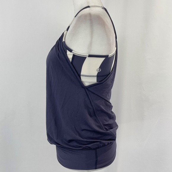 Lululemon No Limits Sports Bra Layer Loose Fit Tank Top Cadet Blue Stripe Size 4 - Picture 9 of 16